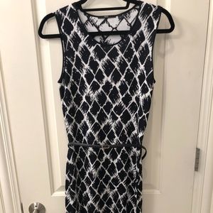 Hugo Boss sleeveless knee length dress size 4